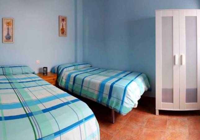 Las mejores habitaciones en Hotel Villa de Grazalema. Disfruta  los mejores precios de Cadiz